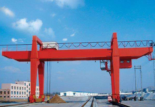 為什么集裝箱式龍門吊被廣泛的應(yīng)用？
