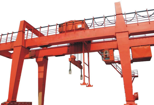 全包廂門式起重機該怎么選擇？購買全包廂門式起重機時要注意什么？