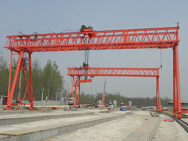 龍門吊電動(dòng)葫蘆有哪些地方容易發(fā)生異響？都有哪些原因會(huì)導(dǎo)致龍門吊電動(dòng)葫蘆發(fā)生異響？